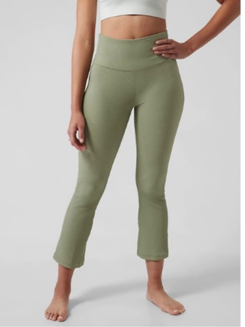Athleta Elation Rib Crop Flare Pants Leggings Green Women’s Size‎ Medium